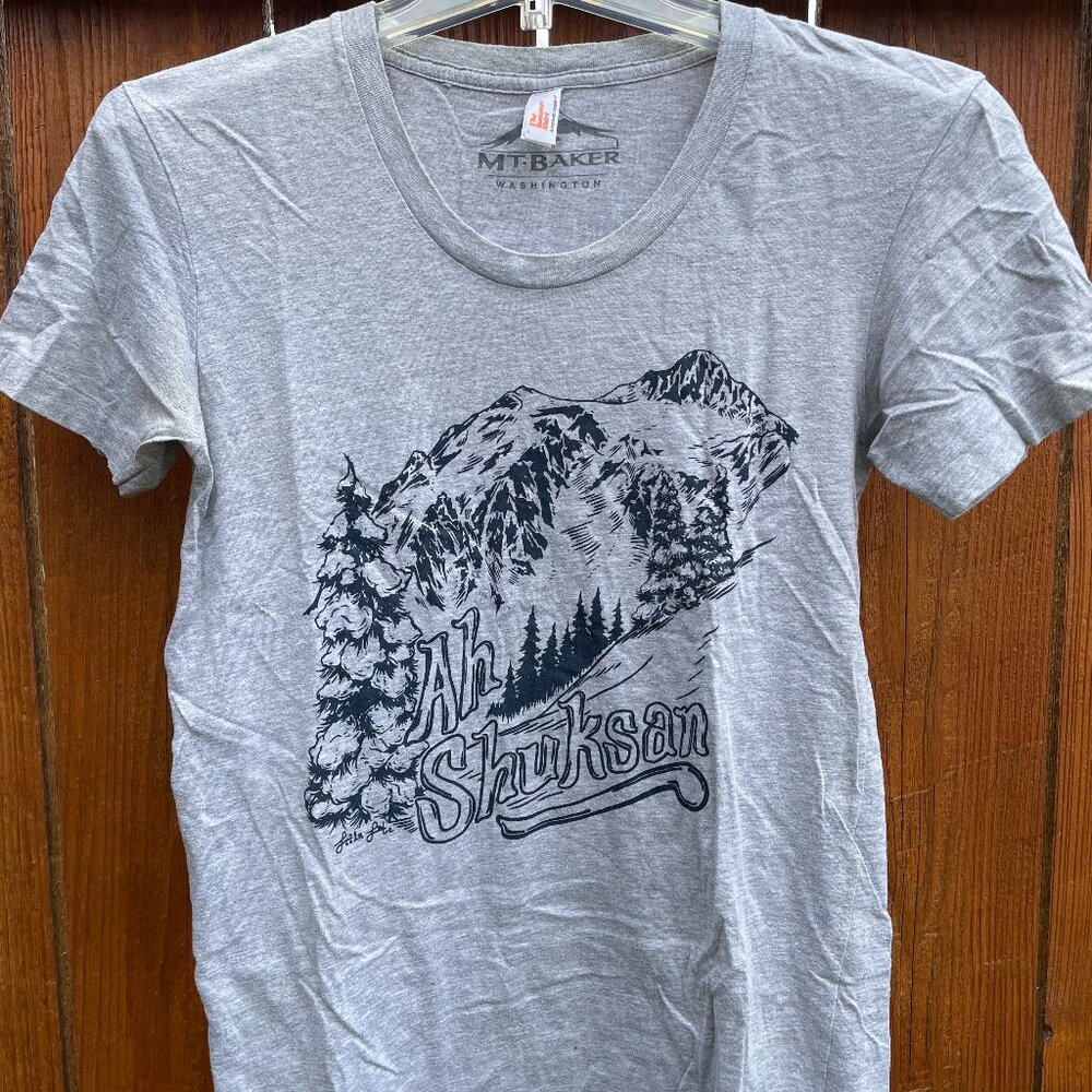 "Ah Shukshan" Women's Mt. Baker tee - L